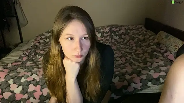 Snapshot of Sabrinaanddaniel chatting on February 2026 07:34:02 PM Sabrinaanddaniel online show from February 2026 07:34:02 PM