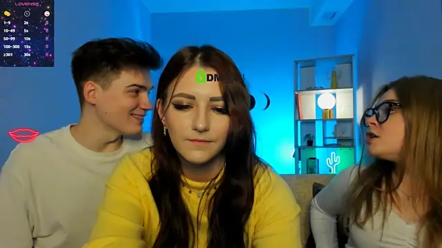 Snapshot of catherine_kitty chatting on November 2025 08:30:01 PM catherine kitty online show from November 2025 08:30:01 PM