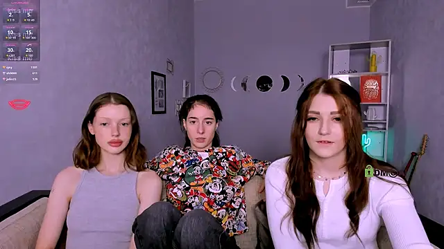 Snapshot of catherine_kitty chatting on December 2025 08:14:01 PM catherine kitty online show from December 2025 08:14:01 PM