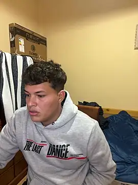 kjccuboy2000 online show from February 2025 10:32:01 PM