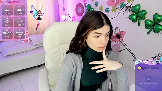 Isabela Fiorelli online show from March 2026 01:06:02 PM