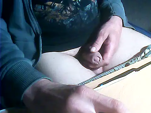 igracek30 online show from May 2026 11:23:04 PM