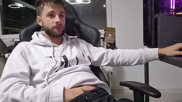 Snapshot of ademandjulia chatting on October 2025 09:22:01 PM ademandjulia online show from October 2025 09:22:01 PM