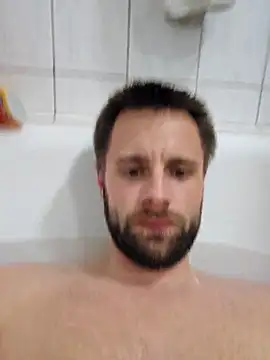 ademandjulia online show from April 2026 08:12:02 PM