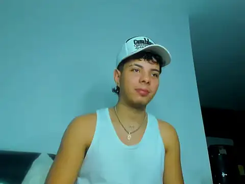 Snapshot of Alessandro_1610 chatting on September 2025 02:44:02 AM Alessandro 1610 online show from September 2025 02:44:02 AM