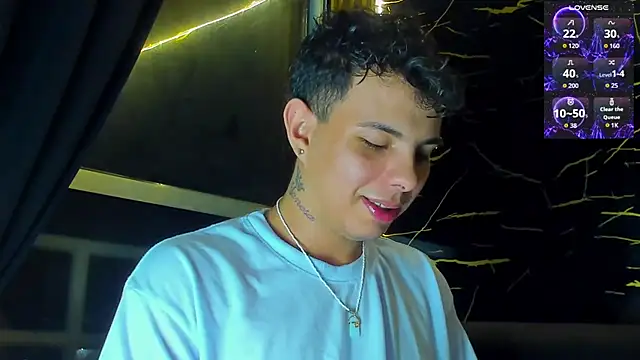 Alessandro 1610 online show from April 2026 04:24:02 AM