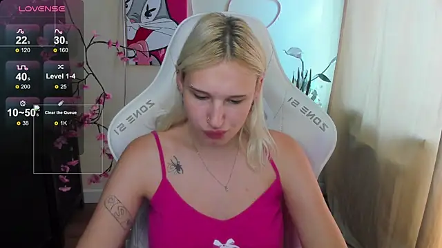 EvelinaLuu online show from July 2026 04:41:01 AM