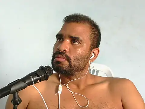 Snapshot of YOX22 chatting on March 2026 08:01:02 PM YOX22 online show from March 2026 08:01:02 PM