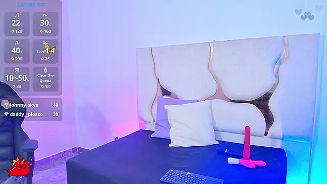 Snapshot of Issa_tay1 chatting on March 2025 06:35:02 AM Issa tay1 online show from March 2025 06:35:02 AM