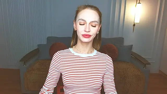 Snapshot of Lady_Sunshine_ chatting on February 2025 09:53:02 AM Lady Sunshine online show from February 2025 09:53:02 AM