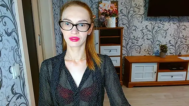 Snapshot of Lady_Sunshine_ chatting on September 2025 06:24:02 AM Lady Sunshine online show from September 2025 06:24:02 AM