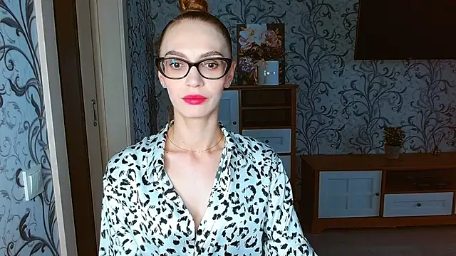 Snapshot of Lady_Sunshine_ chatting on September 2025 06:24:01 AM Lady Sunshine online show from September 2025 06:24:01 AM