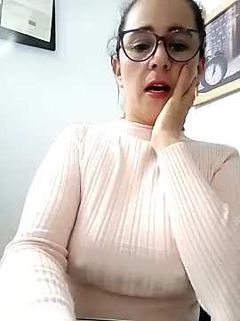 Snapshot of Alanna_11 chatting on February 2025 02:34:01 AM Alanna 11 online show from February 2025 02:34:01 AM