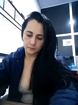 Snapshot of Alanna_11 chatting on October 2025 04:23:02 AM Alanna 11 online show from October 2025 04:23:02 AM
