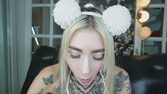 miss   angel online show from February 2026 11:09:02 AM