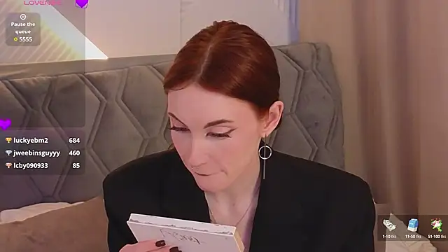 Snapshot of JoYung chatting on March 2025 11:29:02 AM JoYung online show from March 2025 11:29:02 AM