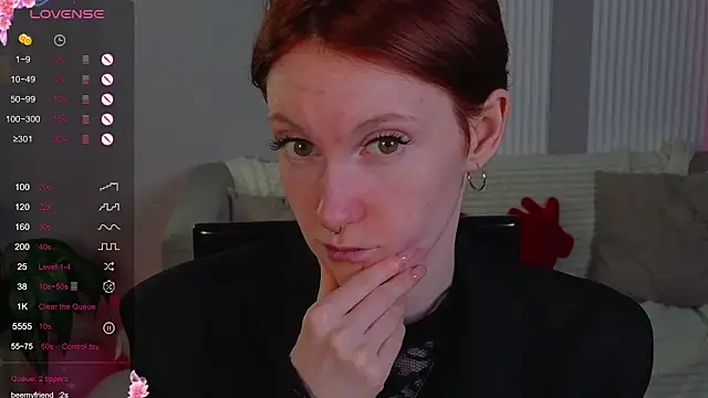 Snapshot of JoYung chatting on September 2025 04:22:01 AM JoYung online show from September 2025 04:22:01 AM