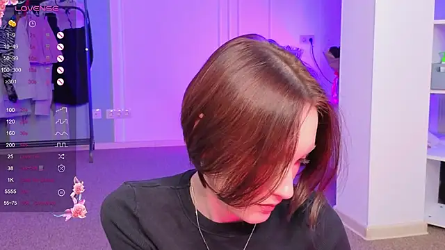 JoYung online show from November 2025 11:23:02 AM