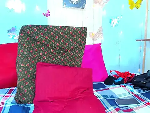 Snapshot of corynatayler chatting on November 2025 11:07:02 PM corynatayler online show from November 2025 11:07:02 PM