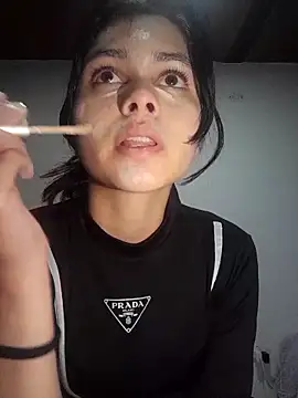 CHLOE ISABELL online show from October 2025 02:39:02 AM