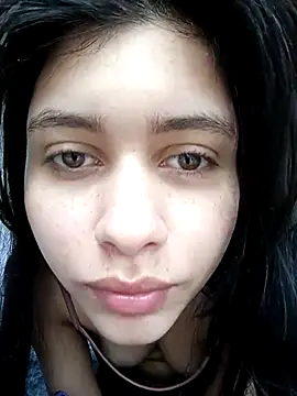 CHLOE ISABELL online show from November 2025 06:22:02 PM