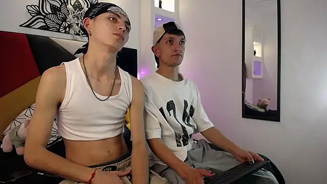 MaikyCooper online show from February 2025 05:15:01 AM