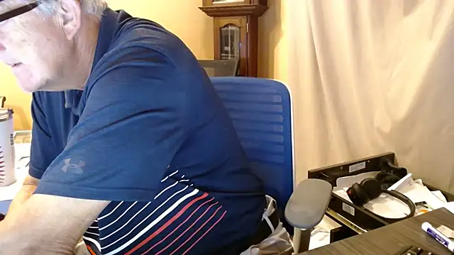 Snapshot of olderandwiser2 chatting on October 2025 03:34:02 AM olderandwiser2 online show from October 2025 03:34:02 AM