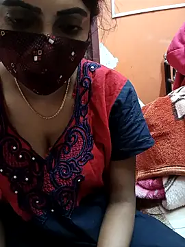 Snapshot of Thamarai28 chatting on November 2025 01:40:01 AM Thamarai28 online show from November 2025 01:40:01 AM