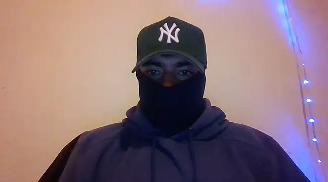 Snapshot of el_muchacho16 chatting on February 2025 07:55:01 AM el muchacho16 online show from February 2025 07:55:01 AM