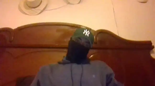 Snapshot of el_muchacho16 chatting on March 2025 10:32:02 AM el muchacho16 online show from March 2025 10:32:02 AM