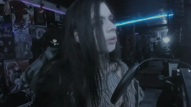 Snapshot of rotten_dreams chatting on March 2025 10:31:02 PM rotten dreams online show from March 2025 10:31:02 PM