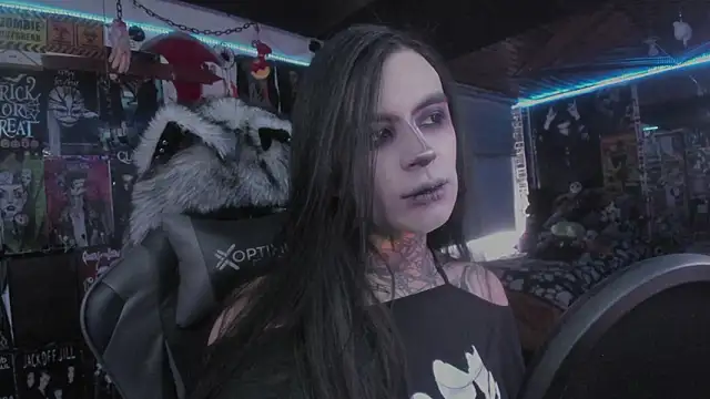Snapshot of rotten_dreams chatting on February 2026 05:11:01 PM rotten dreams online show from February 2026 05:11:01 PM