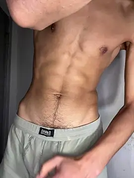 Snapshot of Hamza-Maroki chatting on February 2026 01:17:01 PM Hamza-Maroki online show from February 2026 01:17:01 PM