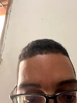 Diegodelicia online show from November 2025 04:49:02 PM