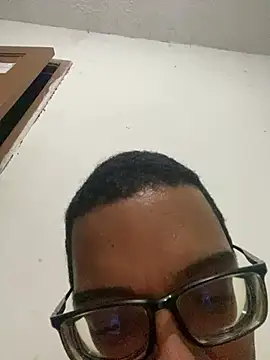 Snapshot of Diegodelicia chatting on May 2026 03:23:02 AM Diegodelicia online show from May 2026 03:23:02 AM