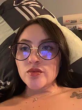 ValentinaOrtiz3 online show from May 2026 02:52:02 AM