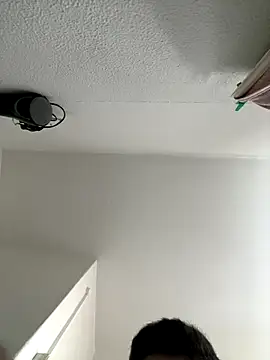 Snapshot of key18cm chatting on December 2025 01:28:02 PM key18cm online show from December 2025 01:28:02 PM