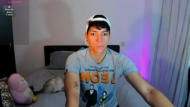 Snapshot of _JacobMiller__ chatting on October 2025 07:55:01 PM JacobMiller online show from October 2025 07:55:01 PM