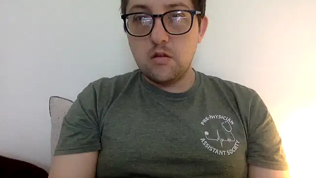 Snapshot of Milflover96 chatting on February 2025 04:59:02 PM Milflover96 online show from February 2025 04:59:02 PM