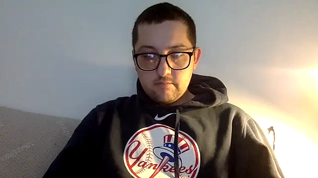 Snapshot of Milflover96 chatting on February 2025 09:48:02 PM Milflover96 online show from February 2025 09:48:02 PM