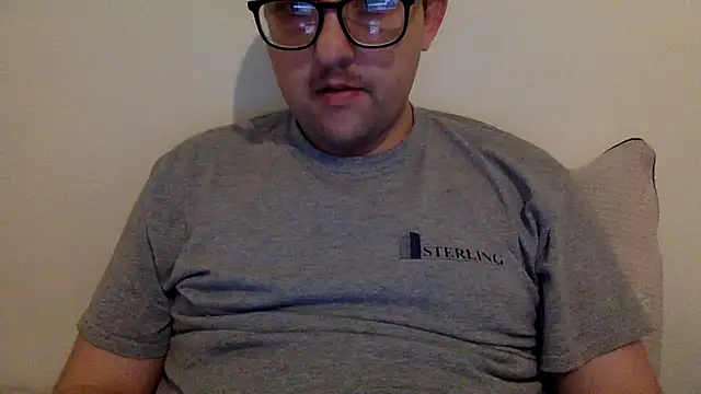 Snapshot of Milflover96 chatting on February 2025 02:40:02 AM Milflover96 online show from February 2025 02:40:02 AM