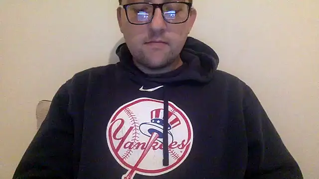 Snapshot of Milflover96 chatting on March 2025 05:11:01 AM Milflover96 online show from March 2025 05:11:01 AM