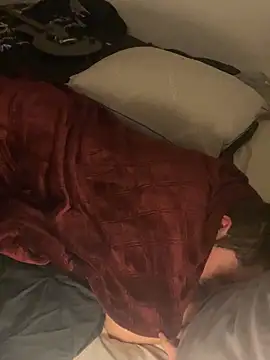 Snapshot of Milflover96 chatting on March 2025 06:46:01 AM Milflover96 online show from March 2025 06:46:01 AM