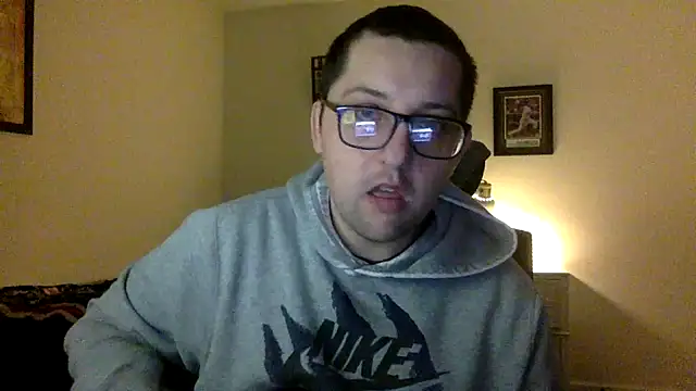 Snapshot of Milflover96 chatting on March 2025 01:14:02 AM Milflover96 online show from March 2025 01:14:02 AM