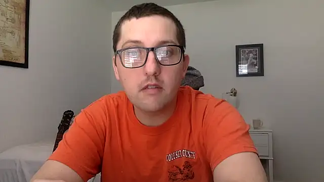 Snapshot of Milflover96 chatting on March 2025 05:35:02 PM Milflover96 online show from March 2025 05:35:02 PM