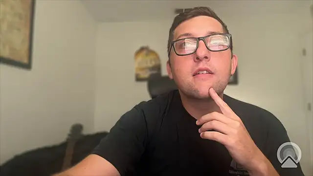 Snapshot of Milflover96 chatting on September 2025 10:56:02 PM Milflover96 online show from September 2025 10:56:02 PM