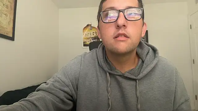 Snapshot of Milflover96 chatting on September 2025 04:11:01 PM Milflover96 online show from September 2025 04:11:01 PM