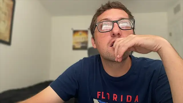 Snapshot of Milflover96 chatting on October 2025 06:52:02 PM Milflover96 online show from October 2025 06:52:02 PM