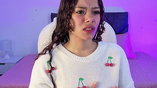 Snapshot of sara_sharma_ chatting on November 2025 01:23:01 PM sara sharma online show from November 2025 01:23:01 PM