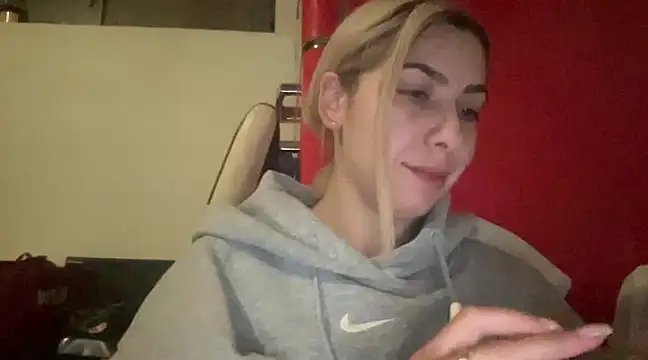 Snapshot of sarrah_rossy chatting on February 2025 07:16:02 PM sarrah rossy online show from February 2025 07:16:02 PM